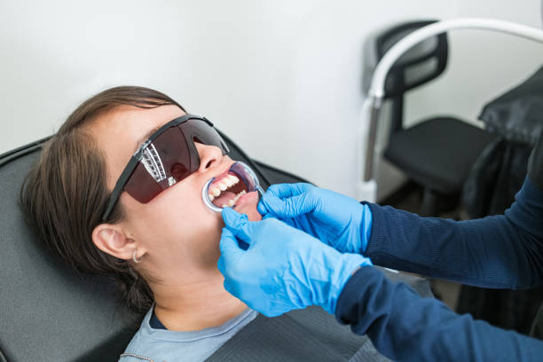 Best Cracked Tooth Emergency Dentist  in Chicago, IL